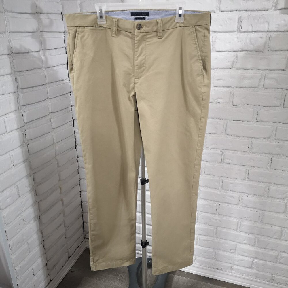 Tommy Hilfiger Men's Size 36/32 Tan Zipper & Button Closure Casual Pants
